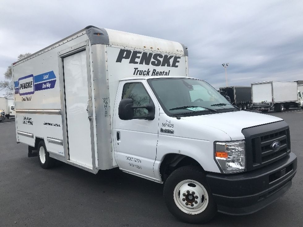 Light Duty Box Truck-Light and Medium Duty Trucks-Ford-2023-E350-Pennsauken-NJ-26,502\n\t\tmiles-$ 44,500 - Image 1