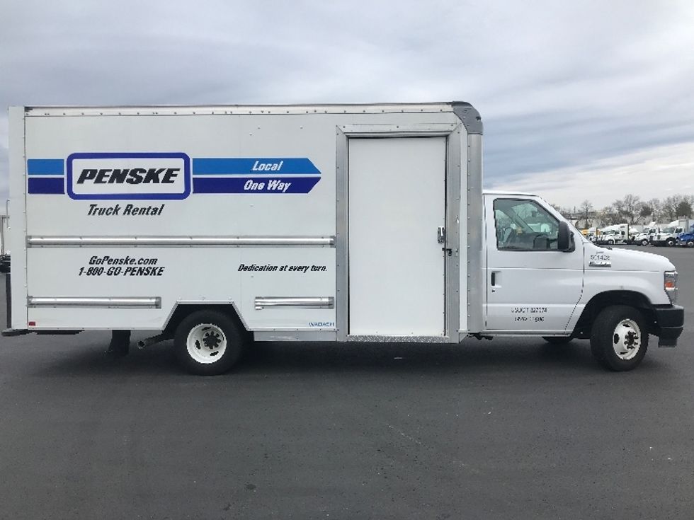 Light Duty Box Truck-Light and Medium Duty Trucks-Ford-2023-E350-Pennsauken-NJ-26,502\n\t\tmiles-$ 44,500 - Image 15