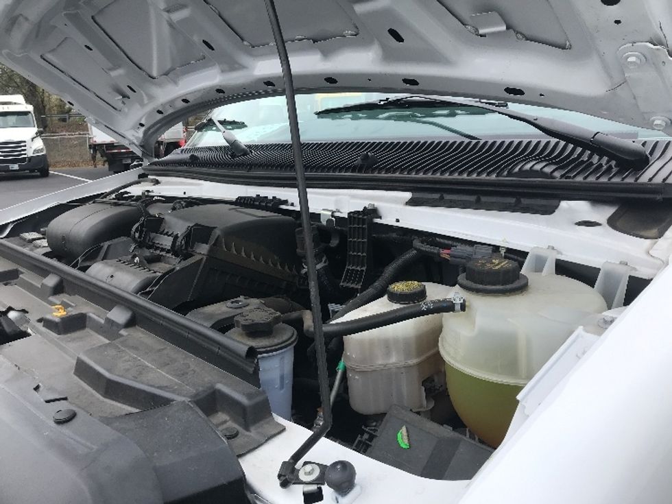 Light Duty Box Truck-Light and Medium Duty Trucks-Ford-2023-E350-Pennsauken-NJ-26,502\n\t\tmiles-$ 44,500 - Image 24