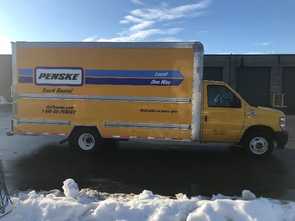 Light Duty Box Truck-Light and Medium Duty Trucks-Ford-2023-E350-Pewaukee-WI-121,419\n\t\tmiles-$ 25,750 - Image 15