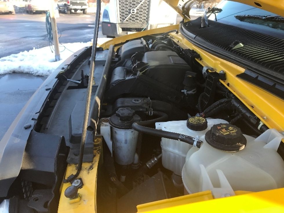 Light Duty Box Truck-Light and Medium Duty Trucks-Ford-2023-E350-Pewaukee-WI-121,419\n\t\tmiles-$ 25,750 - Image 23