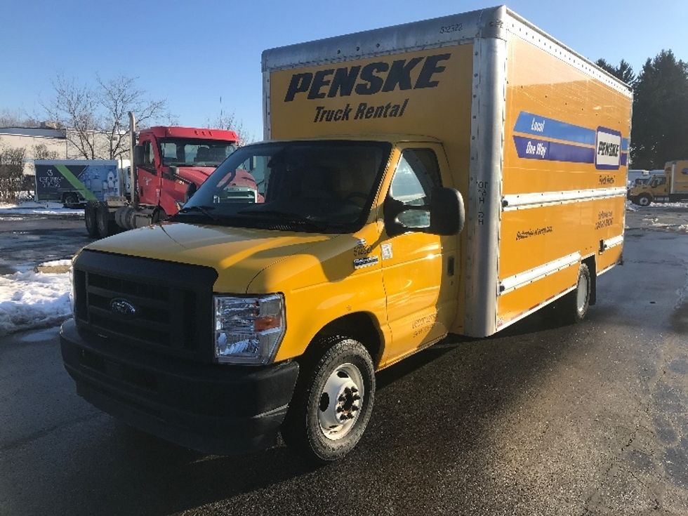 Light Duty Box Truck-Light and Medium Duty Trucks-Ford-2023-E350-Pewaukee-WI-121,419\n\t\tmiles-$ 25,750 - Image 3