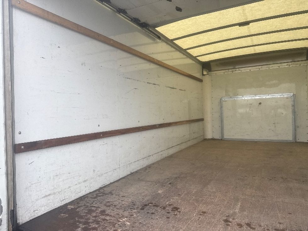 Light Duty Box Truck-Light and Medium Duty Trucks-Ford-2023-E350-Philadelphia-PA-94,154\n\t\tmiles-$ 32,000 - Image 11
