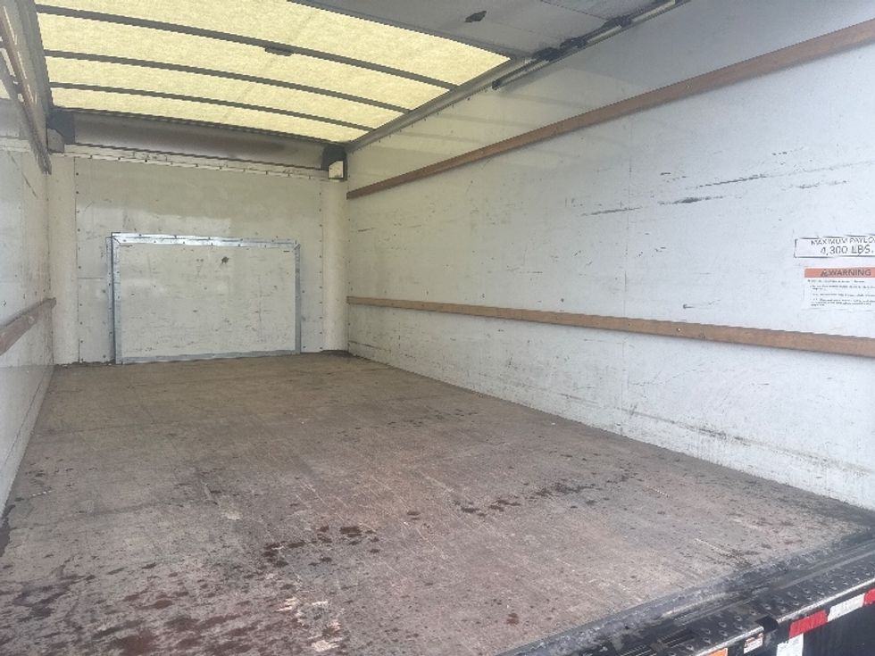 Light Duty Box Truck-Light and Medium Duty Trucks-Ford-2023-E350-Philadelphia-PA-94,154\n\t\tmiles-$ 32,000 - Image 12