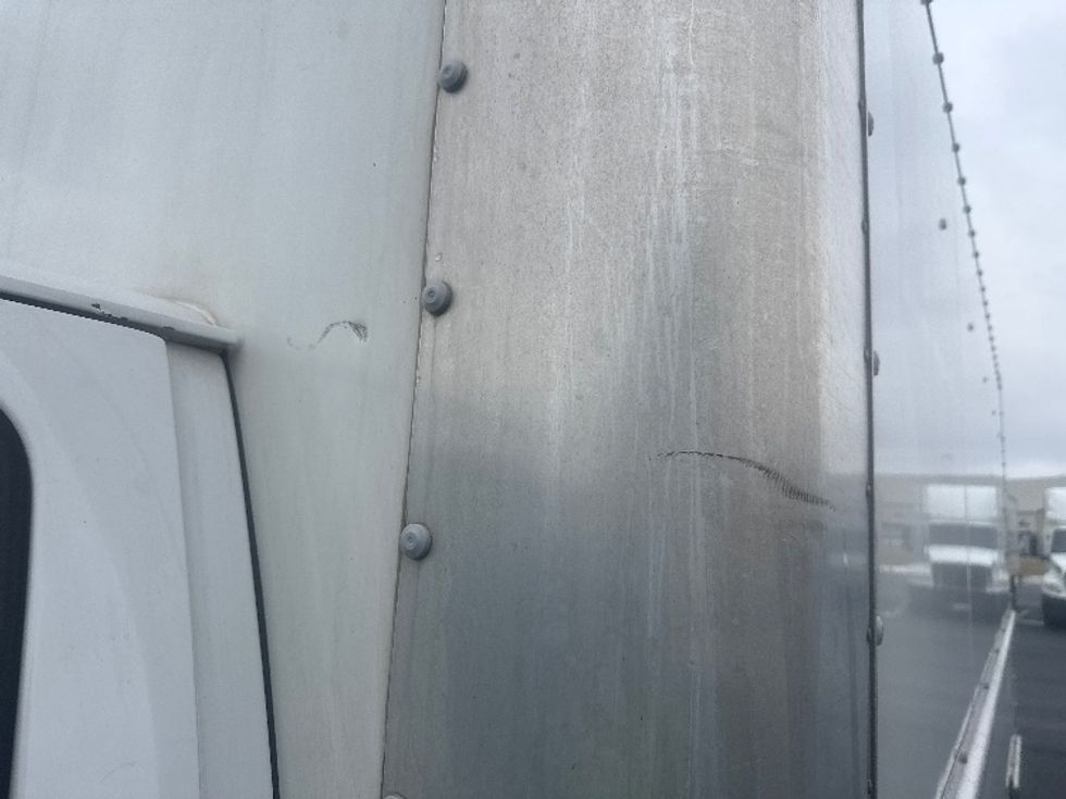 Light Duty Box Truck-Light and Medium Duty Trucks-Ford-2023-E350-Philadelphia-PA-94,154\n\t\tmiles-$ 32,000 - Image 25