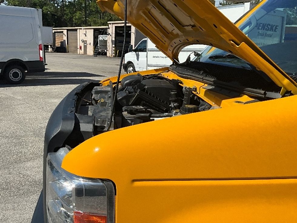 Light Duty Box Truck-Light and Medium Duty Trucks-Ford-2023-E350-Plano-TX-108,572\n\t\tmiles-$ 29,000 - Image 24