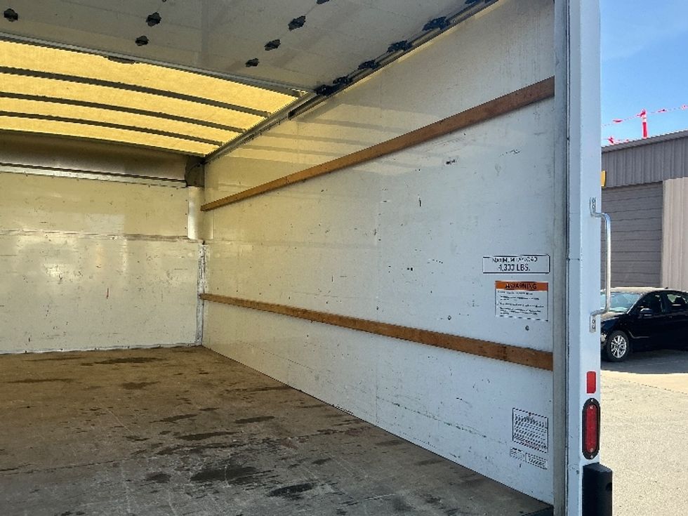 Light Duty Box Truck-Light and Medium Duty Trucks-Ford-2023-E350-Prescott Valley-AZ-76,811\n\t\tmiles-$ 36,250 - Image 11