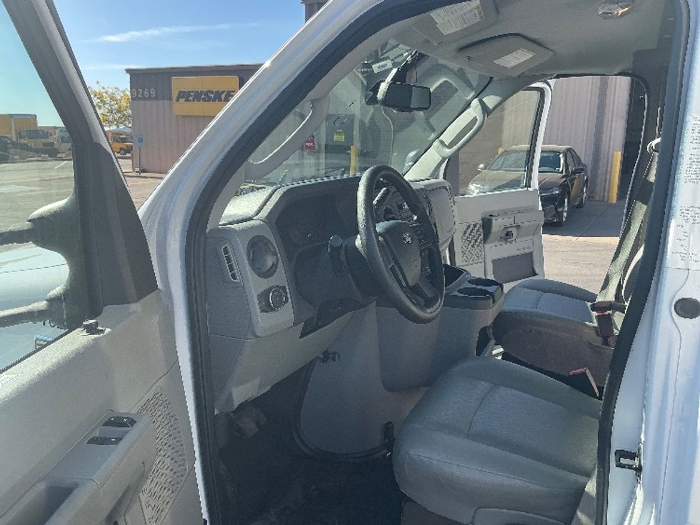 Light Duty Box Truck-Light and Medium Duty Trucks-Ford-2023-E350-Prescott Valley-AZ-76,811\n\t\tmiles-$ 36,250 - Image 15