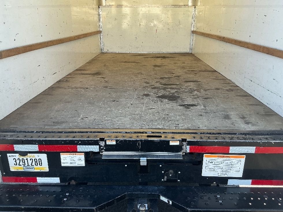 Light Duty Box Truck-Light and Medium Duty Trucks-Ford-2023-E350-Prescott Valley-AZ-76,811\n\t\tmiles-$ 36,250 - Image 9