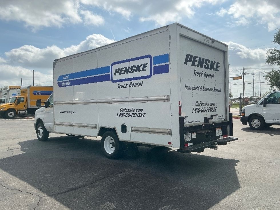 Light Duty Box Truck-Light and Medium Duty Trucks-Ford-2023-E350-San Antonio-TX-100,286\n\t\tmiles-$ 32,250 - Image 6