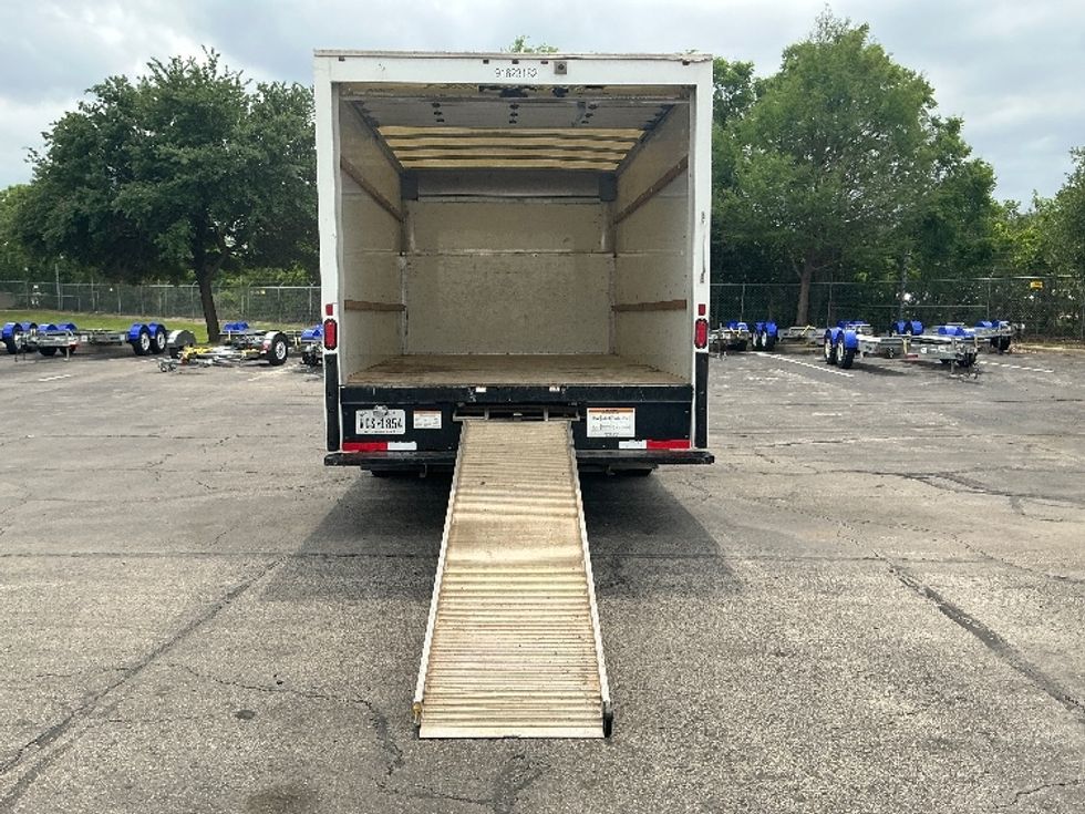 Light Duty Box Truck-Light and Medium Duty Trucks-Ford-2023-E350-San Antonio-TX-100,286\n\t\tmiles-$ 32,250 - Image 9
