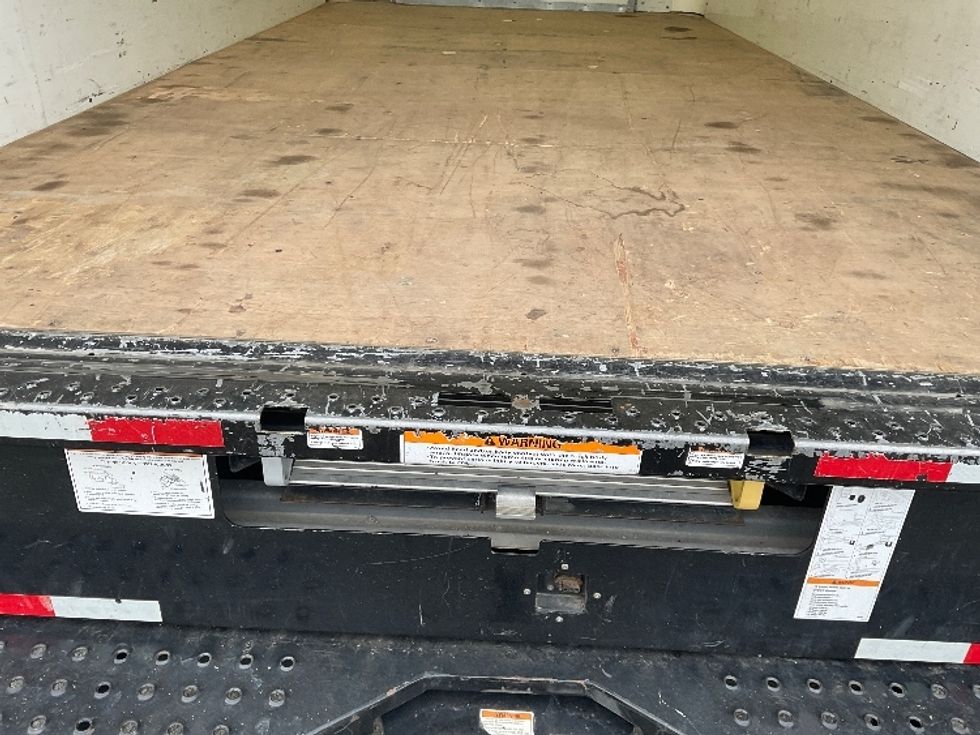 Light Duty Box Truck-Light and Medium Duty Trucks-Ford-2023-E350-Seattle-WA-84,171\n\t\tmiles-$ 30,250 - Image 10
