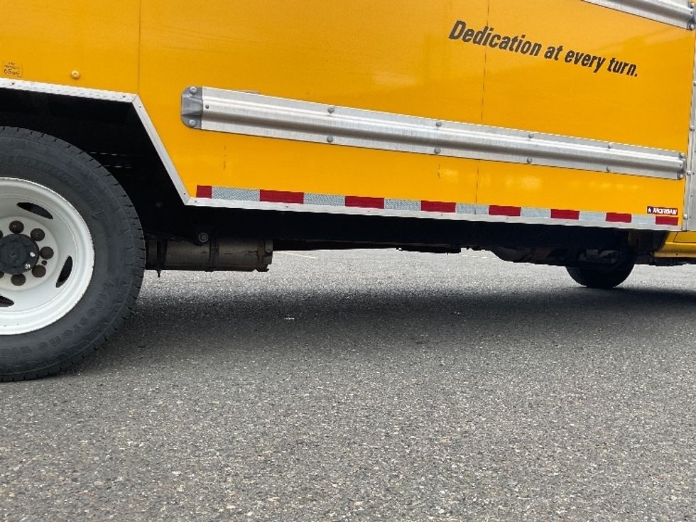 Light Duty Box Truck-Light and Medium Duty Trucks-Ford-2023-E350-Seattle-WA-84,171\n\t\tmiles-$ 30,250 - Image 14