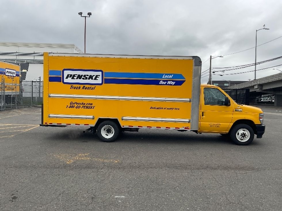 Light Duty Box Truck-Light and Medium Duty Trucks-Ford-2023-E350-Seattle-WA-84,171\n\t\tmiles-$ 30,250 - Image 15