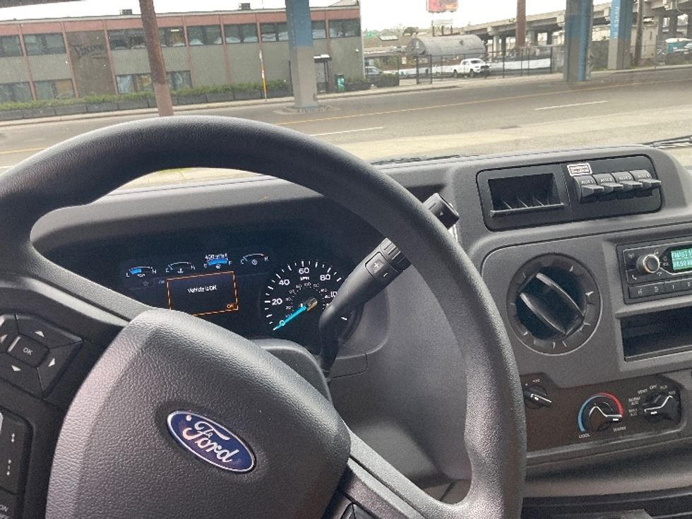 Light Duty Box Truck-Light and Medium Duty Trucks-Ford-2023-E350-Seattle-WA-84,171\n\t\tmiles-$ 30,250 - Image 18