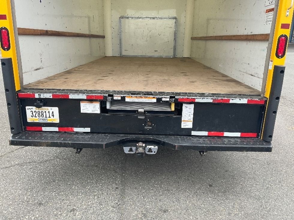 Light Duty Box Truck-Light and Medium Duty Trucks-Ford-2023-E350-Seattle-WA-84,171\n\t\tmiles-$ 30,250 - Image 9
