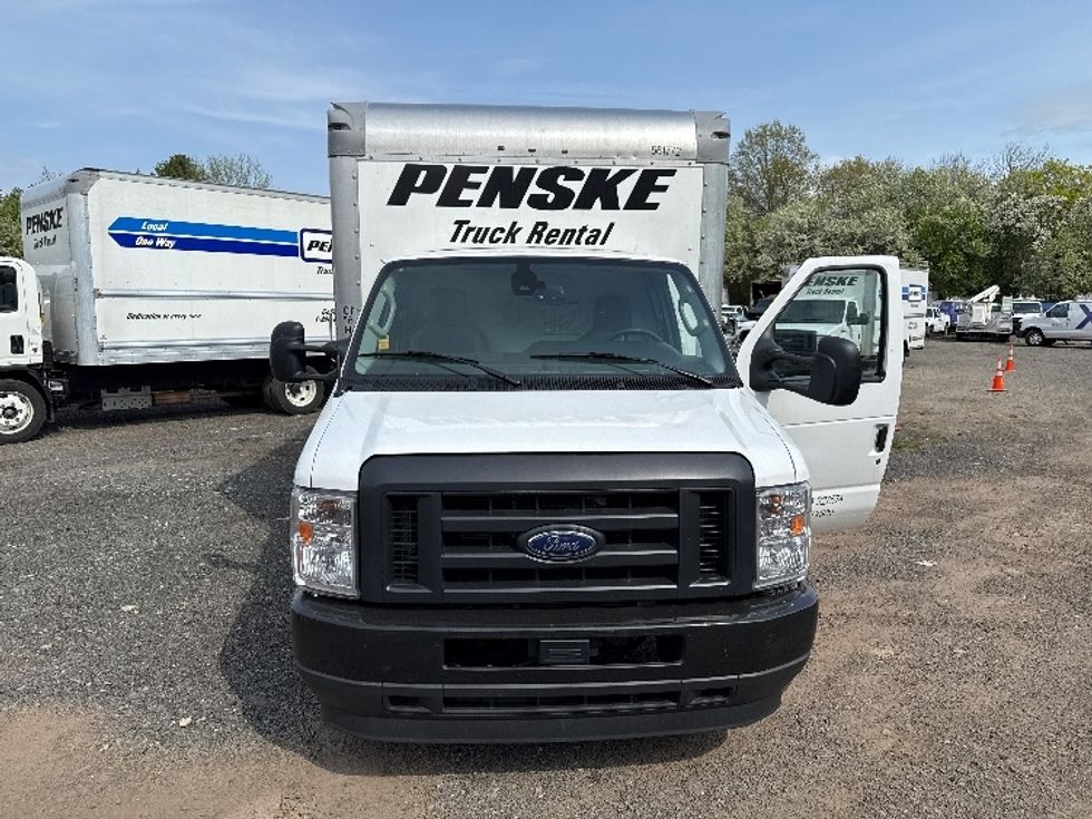 Light Duty Box Truck-Light and Medium Duty Trucks-Ford-2023-E350-South Plainfield-NJ-35,210\n\t\tmiles-$ 43,500 - Image 2