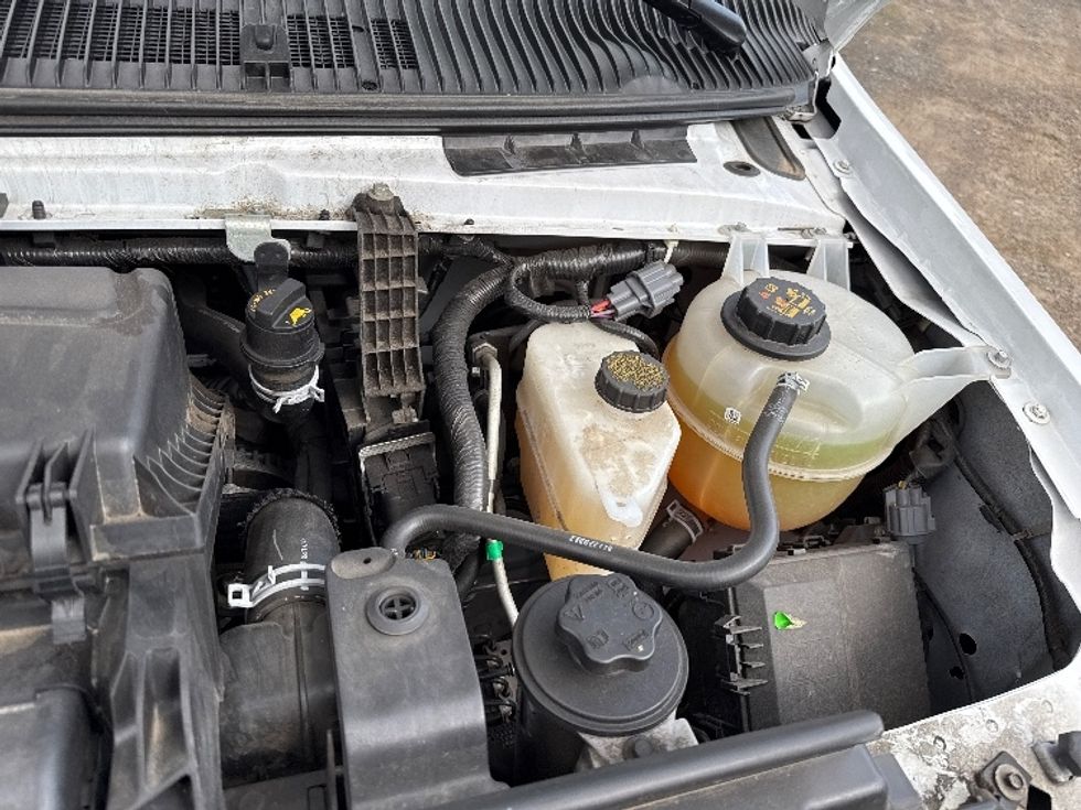 Light Duty Box Truck-Light and Medium Duty Trucks-Ford-2023-E350-South Plainfield-NJ-35,210\n\t\tmiles-$ 43,500 - Image 24