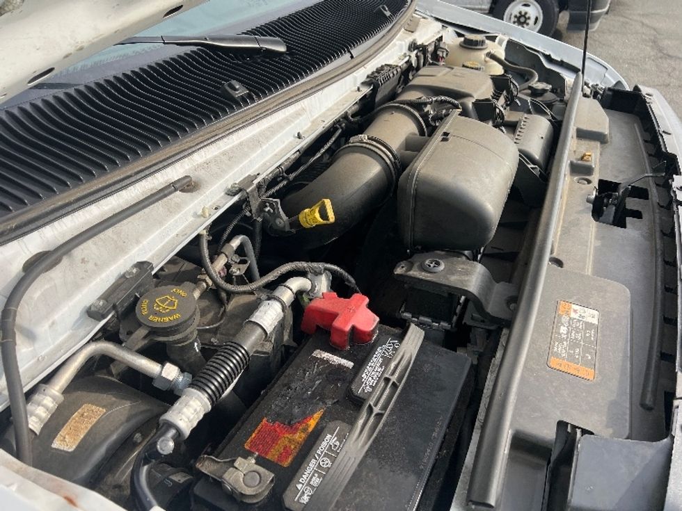 Light Duty Box Truck-Light and Medium Duty Trucks-Ford-2023-E350-South Plainfield-NJ-43,387\n\t\tmiles-$ 41,000 - Image 23