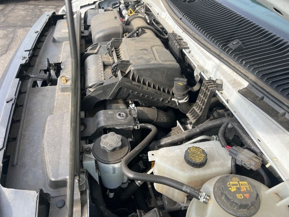 Light Duty Box Truck-Light and Medium Duty Trucks-Ford-2023-E350-South Plainfield-NJ-43,387\n\t\tmiles-$ 41,000 - Image 24