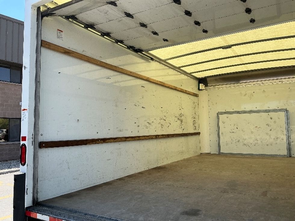 Light Duty Box Truck-Light and Medium Duty Trucks-Ford-2023-E350-Sparks-NV-91,764\n\t\tmiles-$ 32,500 - Image 11