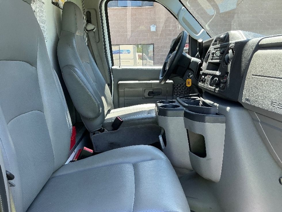 Light Duty Box Truck-Light and Medium Duty Trucks-Ford-2023-E350-Sparks-NV-91,764\n\t\tmiles-$ 32,500 - Image 22