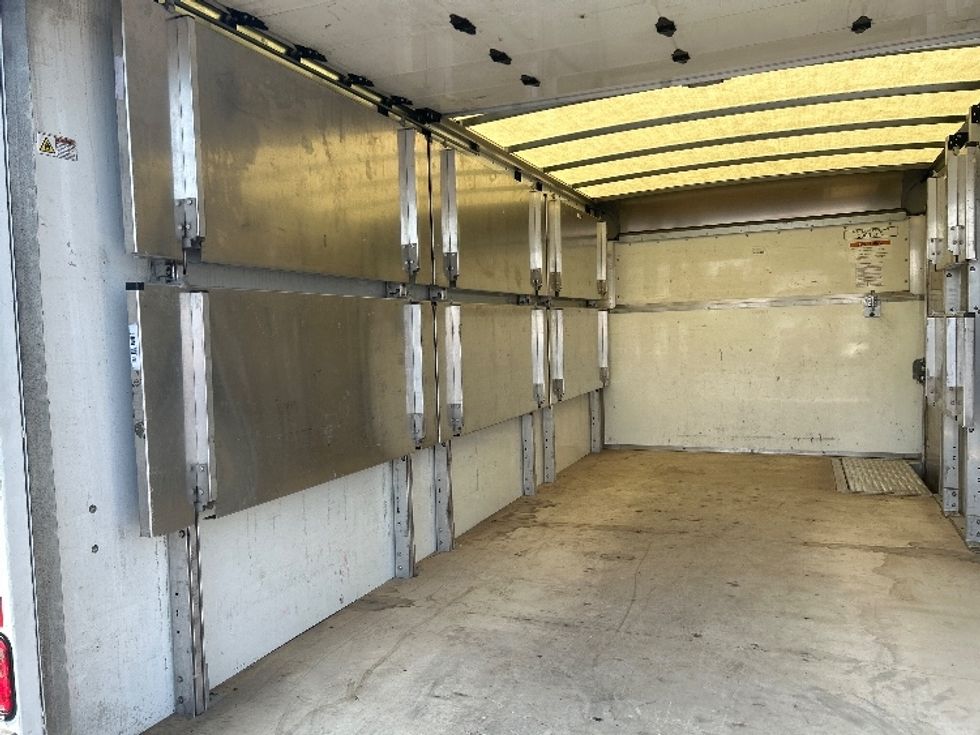 Light Duty Box Truck-Light and Medium Duty Trucks-Ford-2023-E350-Springfield-MA-77,012\n\t\tmiles-$ 36,250 - Image 11