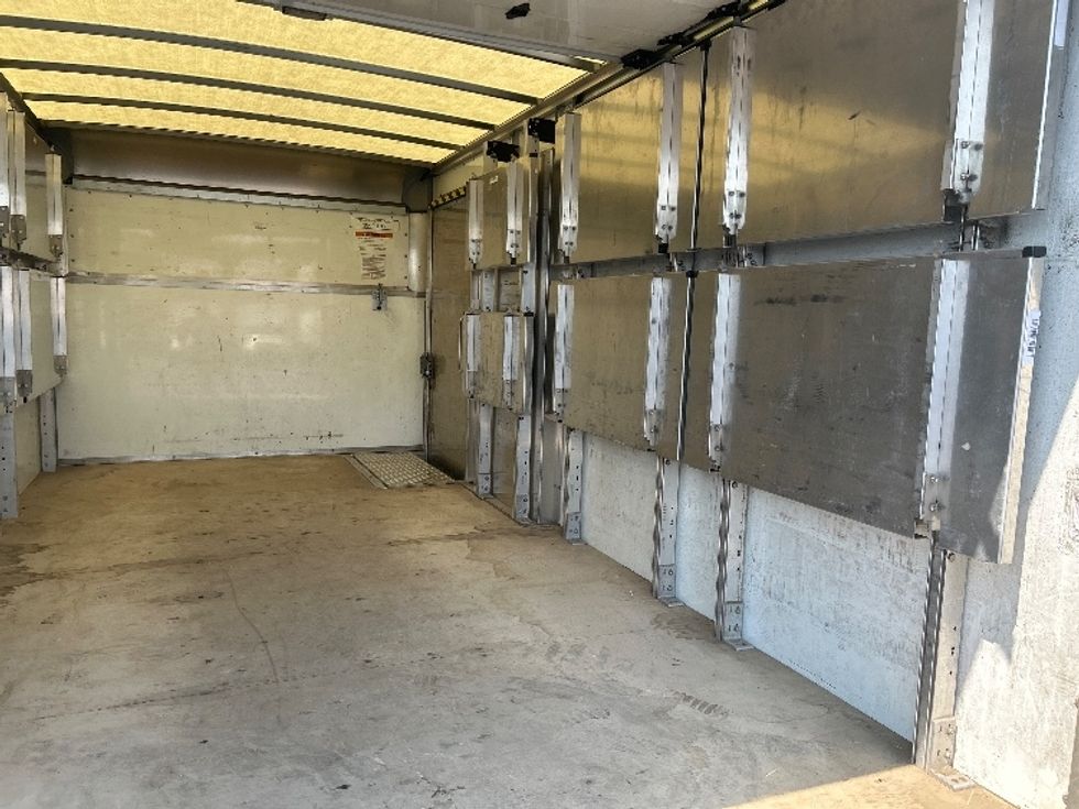 Light Duty Box Truck-Light and Medium Duty Trucks-Ford-2023-E350-Springfield-MA-77,012\n\t\tmiles-$ 36,250 - Image 12