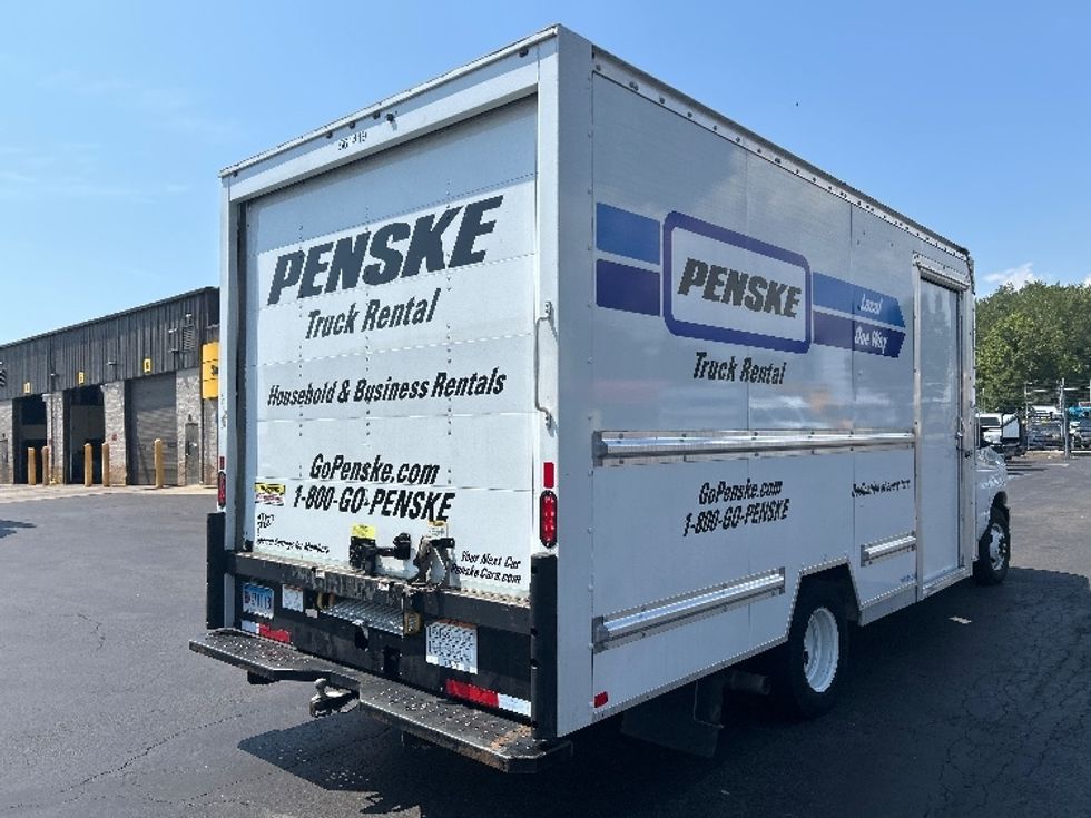 Light Duty Box Truck-Light and Medium Duty Trucks-Ford-2023-E350-Springfield-MA-77,012\n\t\tmiles-$ 36,250 - Image 13