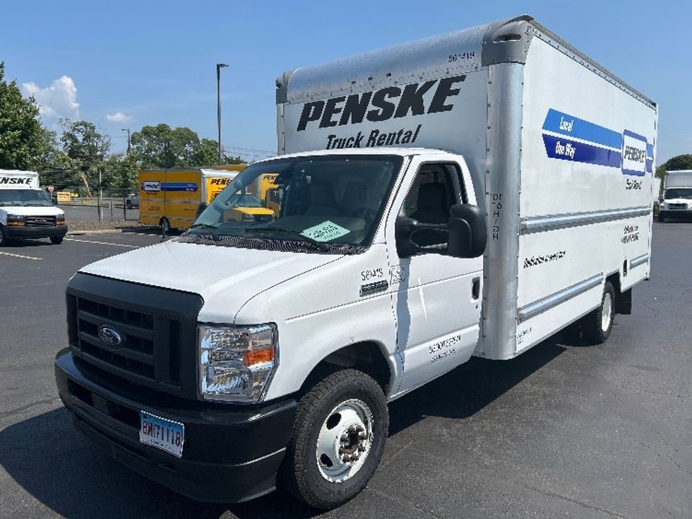 Light Duty Box Truck-Light and Medium Duty Trucks-Ford-2023-E350-Springfield-MA-77,012\n\t\tmiles-$ 36,250 - Image 3