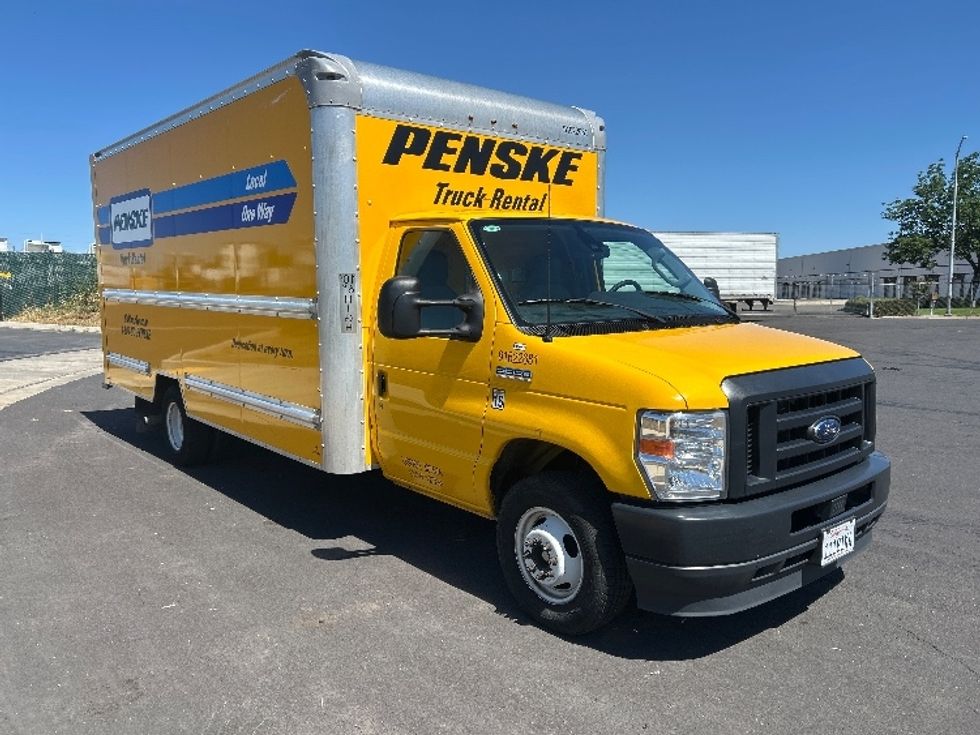 Light Duty Box Truck-Light and Medium Duty Trucks-Ford-2023-E350-Stockton-CA-99,593\n\t\tmiles-$ 27,750 - Image 1