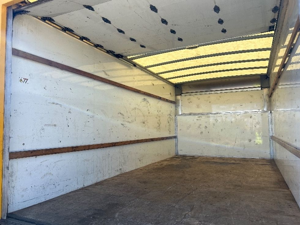 Light Duty Box Truck-Light and Medium Duty Trucks-Ford-2023-E350-Stockton-CA-99,593\n\t\tmiles-$ 27,750 - Image 11
