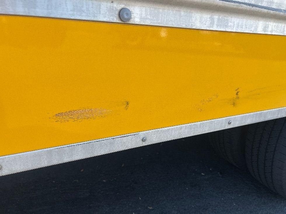 Light Duty Box Truck-Light and Medium Duty Trucks-Ford-2023-E350-Stockton-CA-99,593\n\t\tmiles-$ 27,750 - Image 26