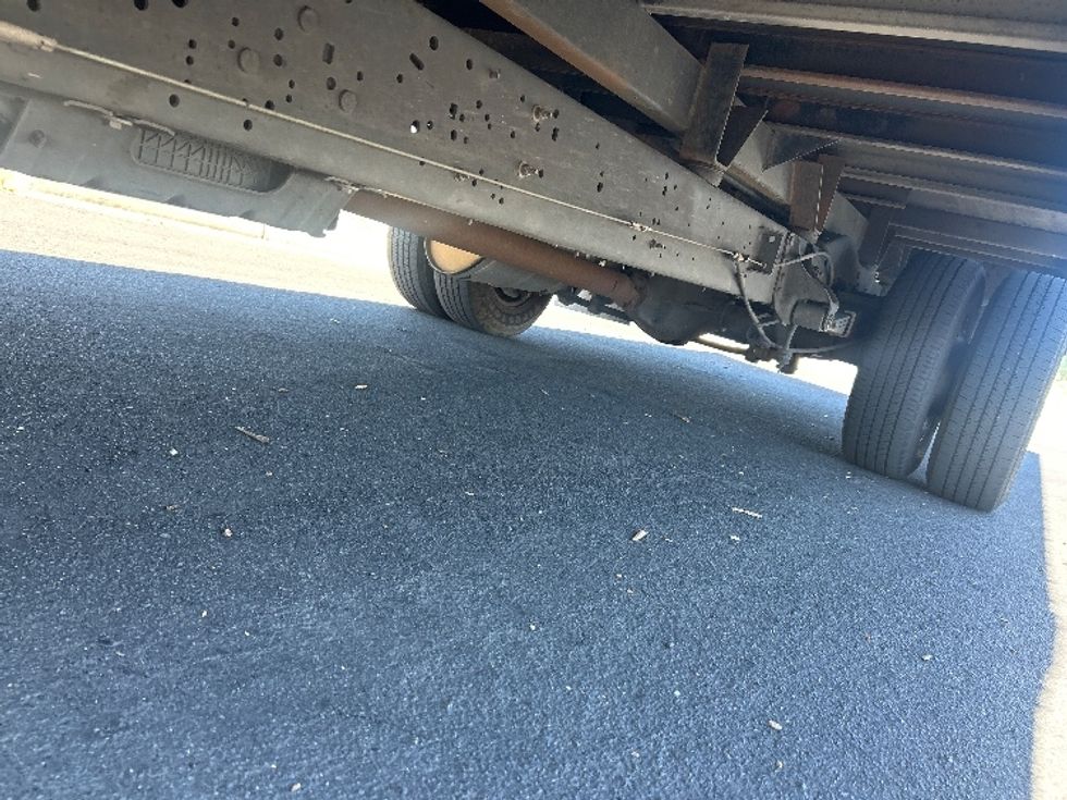 Light Duty Box Truck-Light and Medium Duty Trucks-Ford-2023-E350-Stockton-CA-99,593\n\t\tmiles-$ 27,750 - Image 5