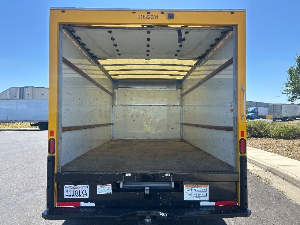 Light Duty Box Truck-Light and Medium Duty Trucks-Ford-2023-E350-Stockton-CA-99,593\n\t\tmiles-$ 27,750 - Image 8