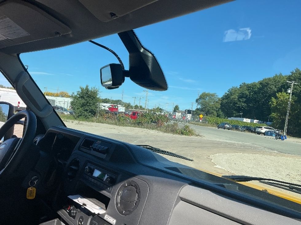 Light Duty Box Truck-Light and Medium Duty Trucks-Ford-2023-E350-Traverse City-MI-118,083\n\t\tmiles-$ 25,250 - Image 18