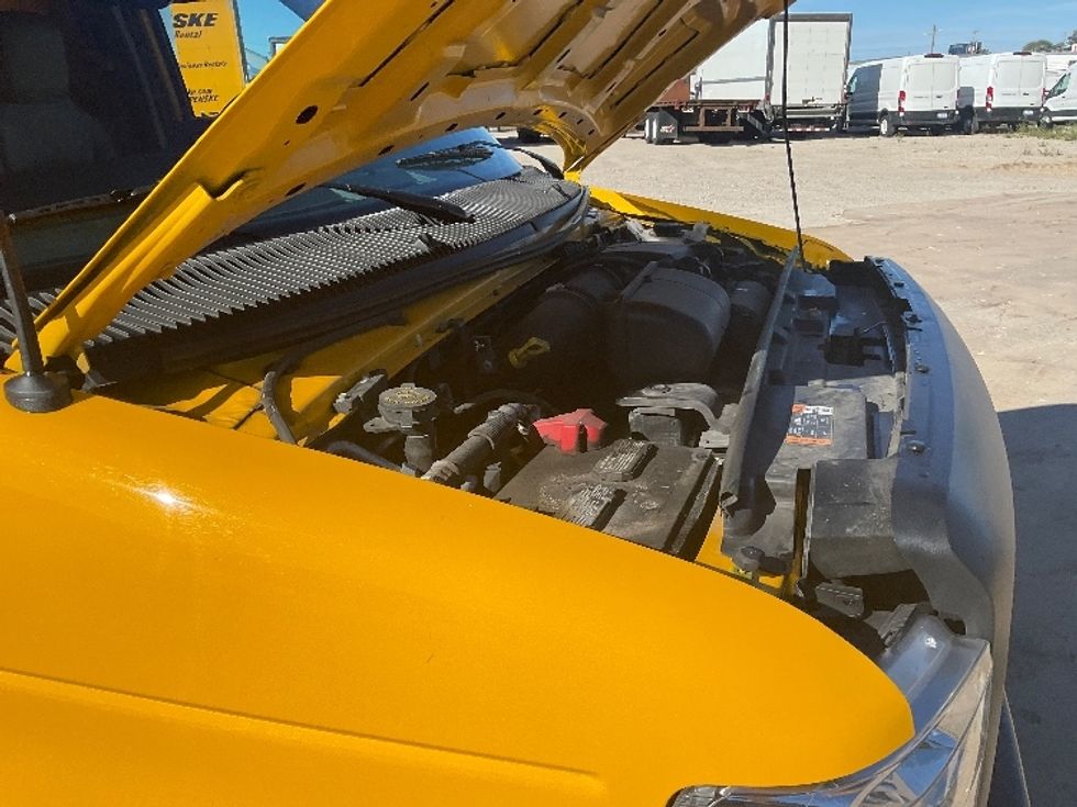 Light Duty Box Truck-Light and Medium Duty Trucks-Ford-2023-E350-Traverse City-MI-118,083\n\t\tmiles-$ 25,250 - Image 20