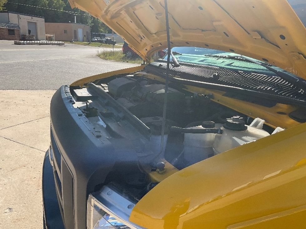 Light Duty Box Truck-Light and Medium Duty Trucks-Ford-2023-E350-Traverse City-MI-118,083\n\t\tmiles-$ 25,250 - Image 21