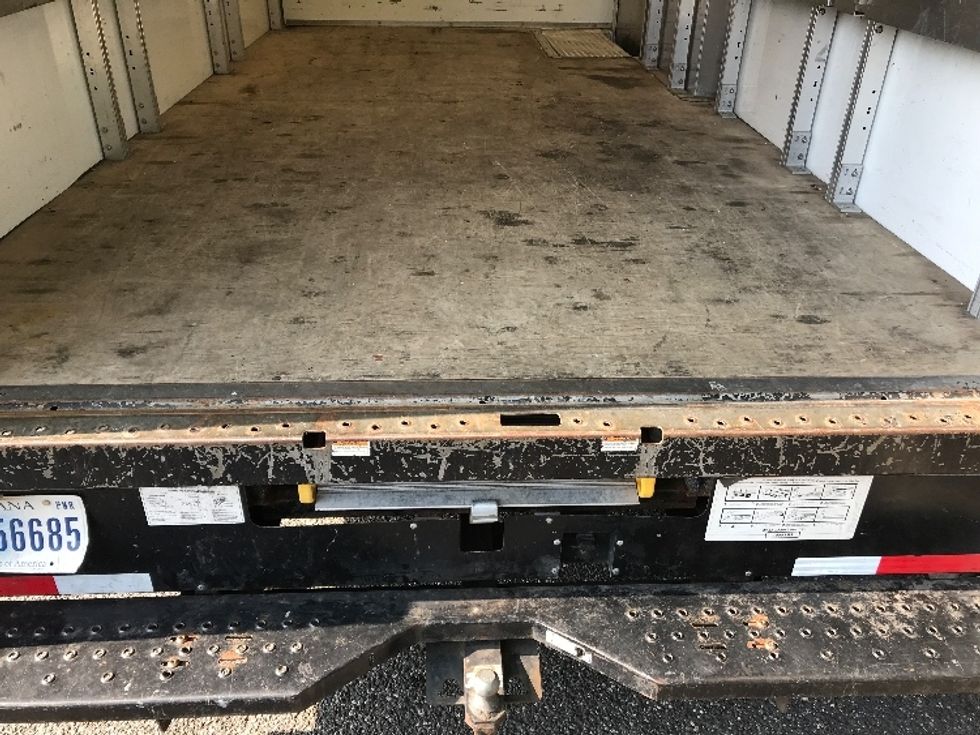 Light Duty Box Truck-Light and Medium Duty Trucks-Ford-2023-E350-West Babylon-NY-19,581\n\t\tmiles-$ 44,250 - Image 10