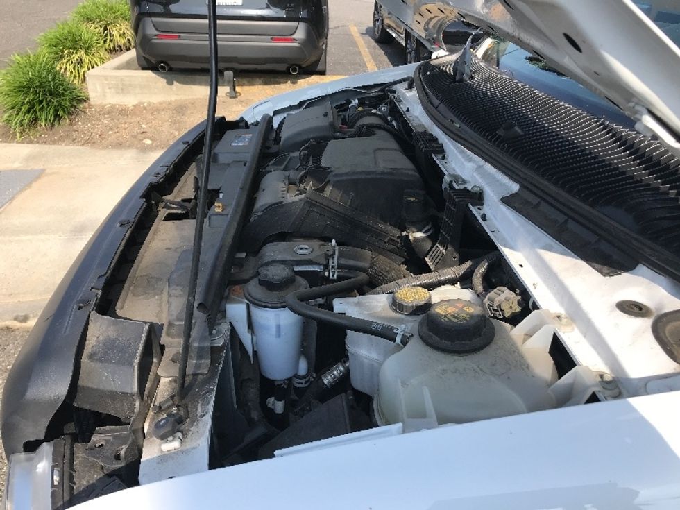 Light Duty Box Truck-Light and Medium Duty Trucks-Ford-2023-E350-West Babylon-NY-19,581\n\t\tmiles-$ 44,250 - Image 24