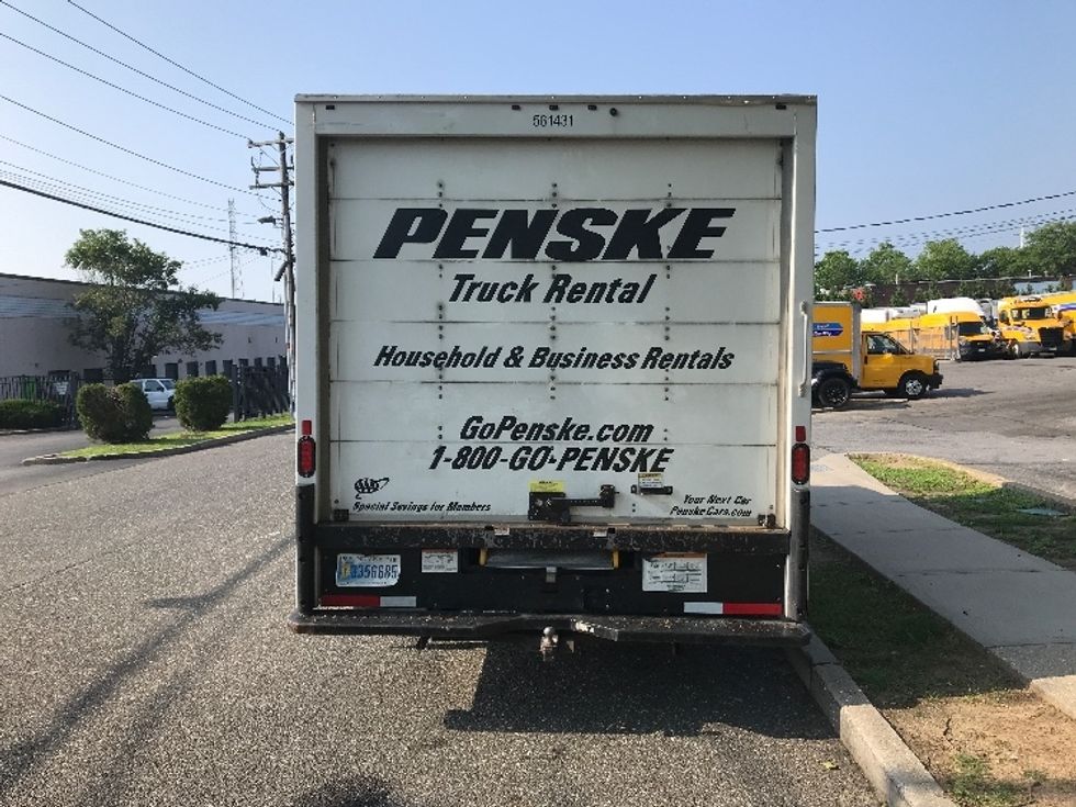 Light Duty Box Truck-Light and Medium Duty Trucks-Ford-2023-E350-West Babylon-NY-19,581\n\t\tmiles-$ 44,250 - Image 7