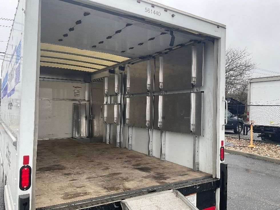 Light Duty Box Truck-Light and Medium Duty Trucks-Ford-2023-E350-West Babylon-NY-26,148\n\t\tmiles-$ 44,500 - Image 12