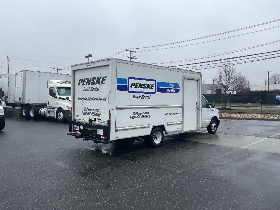 Light Duty Box Truck-Light and Medium Duty Trucks-Ford-2023-E350-West Babylon-NY-26,148\n\t\tmiles-$ 44,500 - Image 13