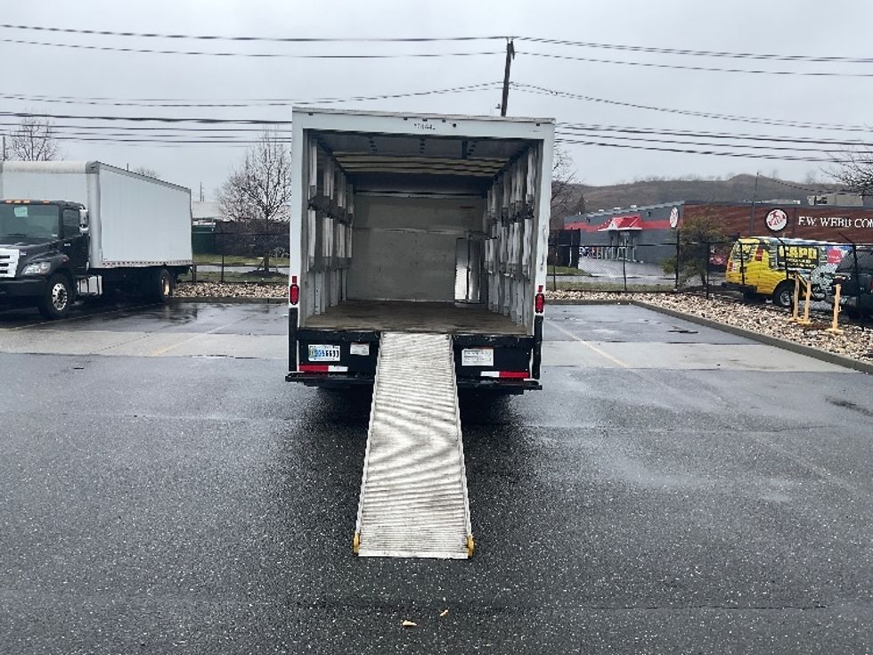 Light Duty Box Truck-Light and Medium Duty Trucks-Ford-2023-E350-West Babylon-NY-26,148\n\t\tmiles-$ 44,500 - Image 9