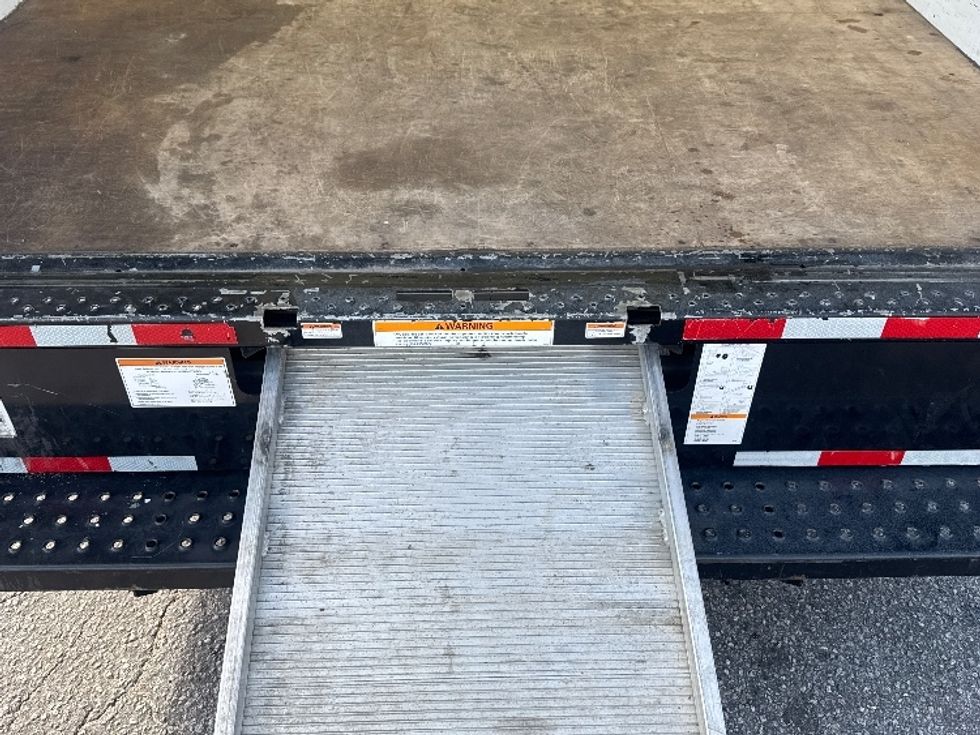 Light Duty Box Truck-Light and Medium Duty Trucks-Ford-2023-E350-West Columbia-SC-68,718\n\t\tmiles-$ 39,000 - Image 10