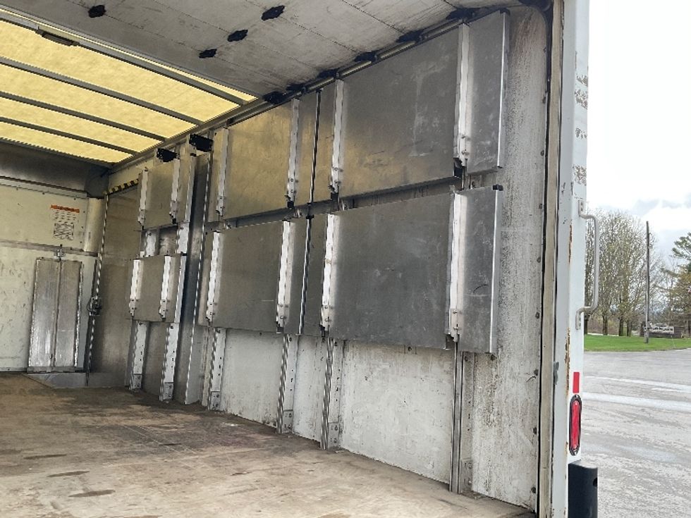 Light Duty Box Truck-Light and Medium Duty Trucks-Ford-2023-E350-Whitesboro-NY-44,484\n\t\tmiles-$ 39,250 - Image 12