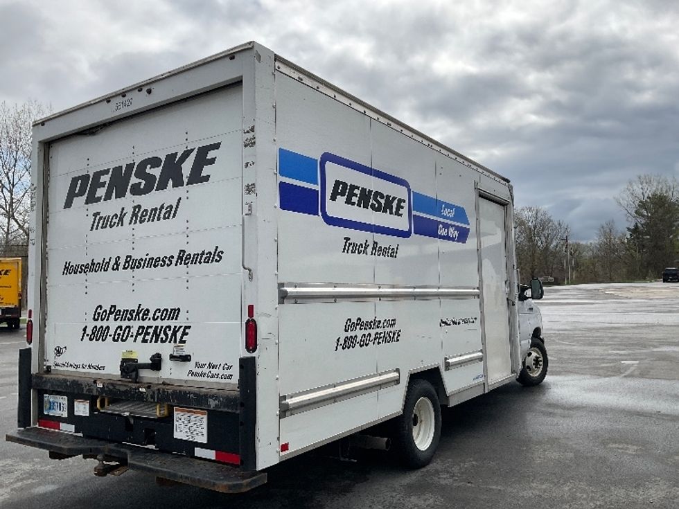 Light Duty Box Truck-Light and Medium Duty Trucks-Ford-2023-E350-Whitesboro-NY-44,484\n\t\tmiles-$ 39,250 - Image 13