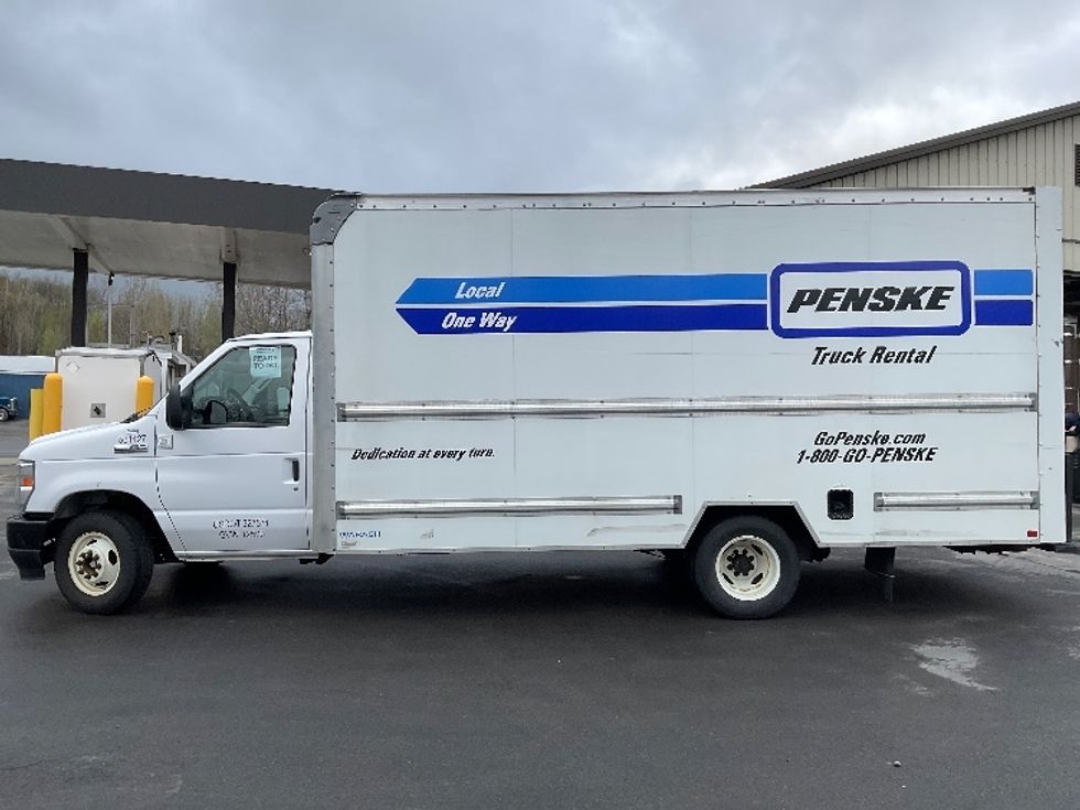 Light Duty Box Truck-Light and Medium Duty Trucks-Ford-2023-E350-Whitesboro-NY-44,484\n\t\tmiles-$ 39,250 - Image 4