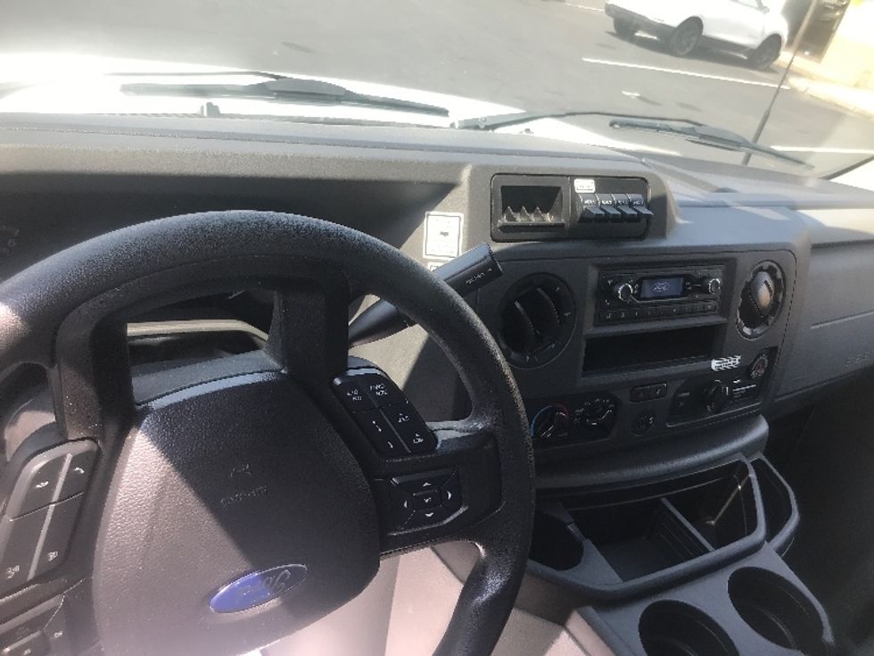 Light Duty Box Truck-Light and Medium Duty Trucks-Ford-2023-E350-York-PA-53,848\n\t\tmiles-$ 37,500 - Image 14