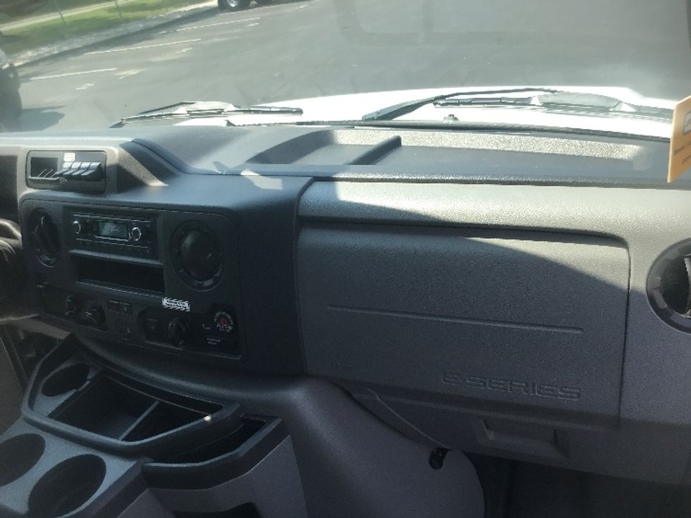 Light Duty Box Truck-Light and Medium Duty Trucks-Ford-2023-E350-York-PA-53,848\n\t\tmiles-$ 37,500 - Image 18